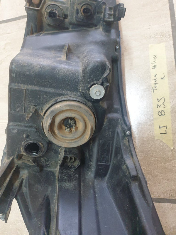 Toyota Hilux Right Headlight