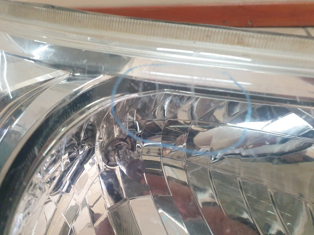 Toyota Hilux Right Headlight