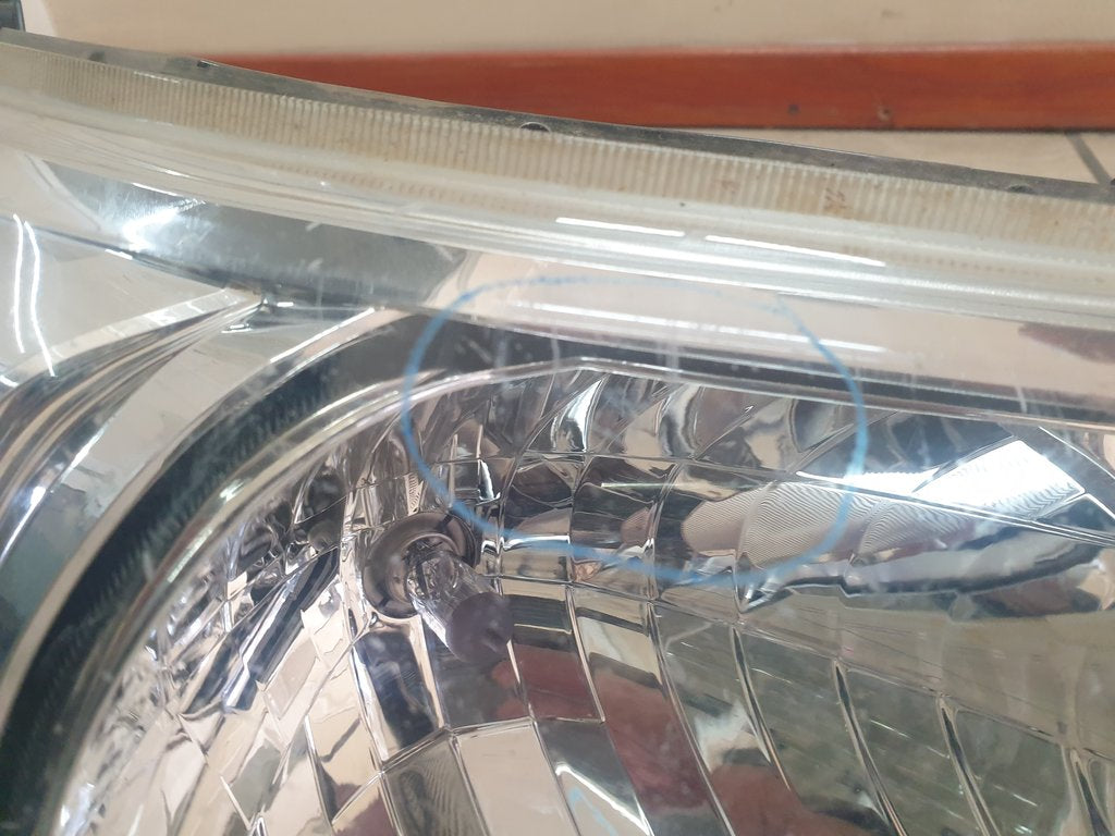 Toyota Hilux Right Headlight