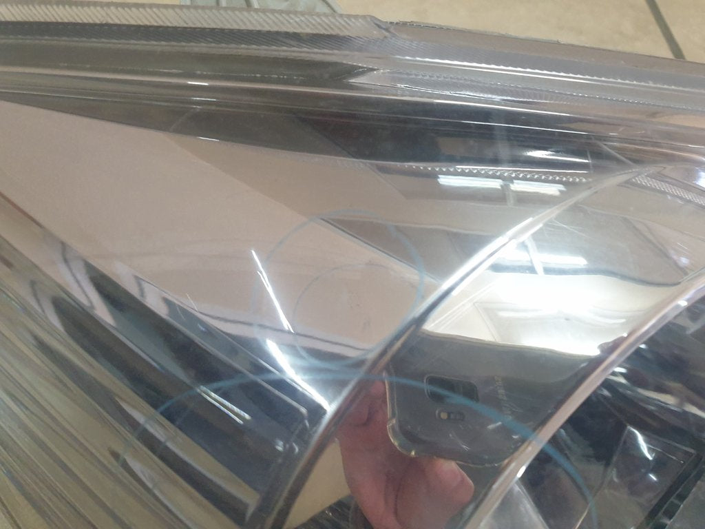 Toyota Aftermarket Fortuner 2006 Right Headlight