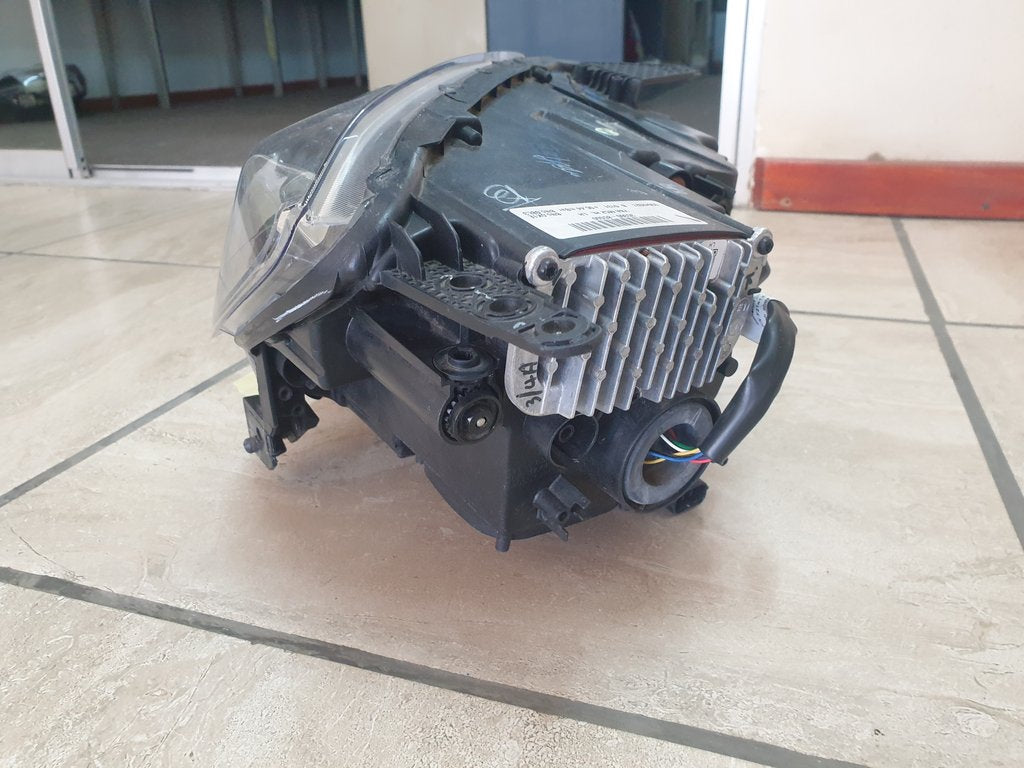 Toyota Urban Cruiser Left Headlight