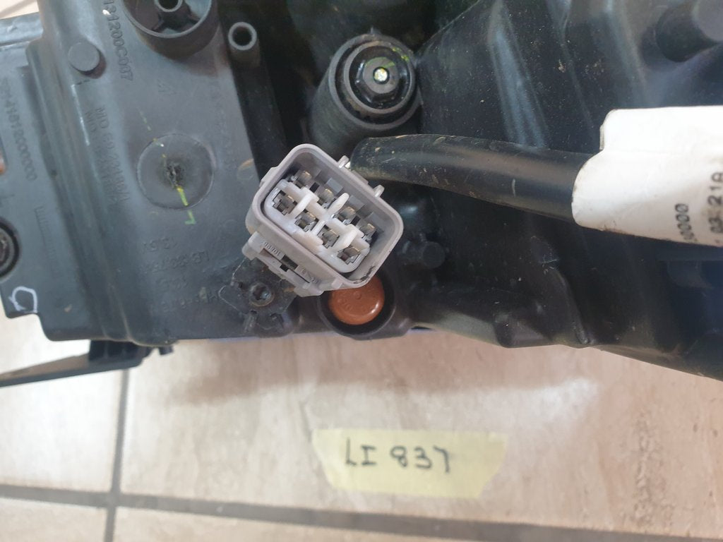 Toyota Urban Cruiser Left Headlight