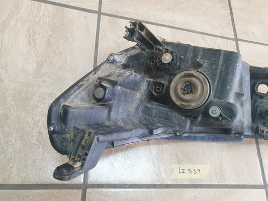 Toyota Hilux Right Headlight