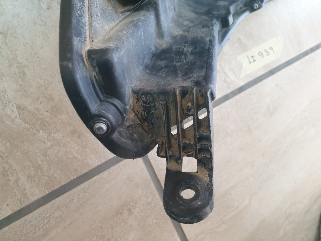 Toyota Hilux Right Headlight
