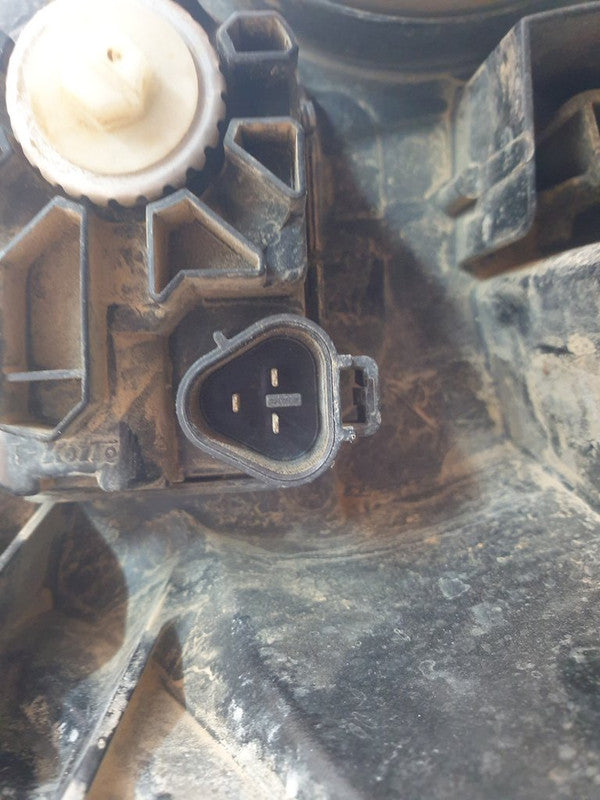 Toyota Hilux Right Headlight