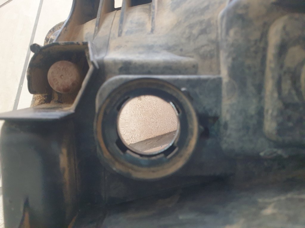 Toyota Hilux Right Headlight