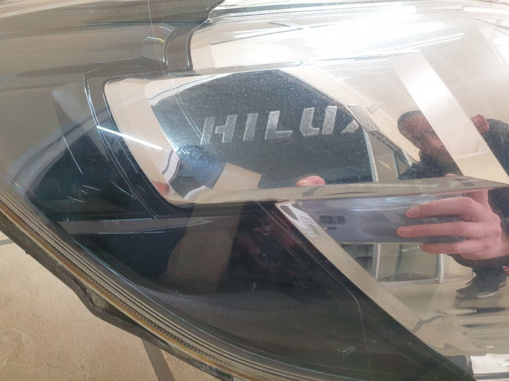 Toyota Hilux Right Headlight