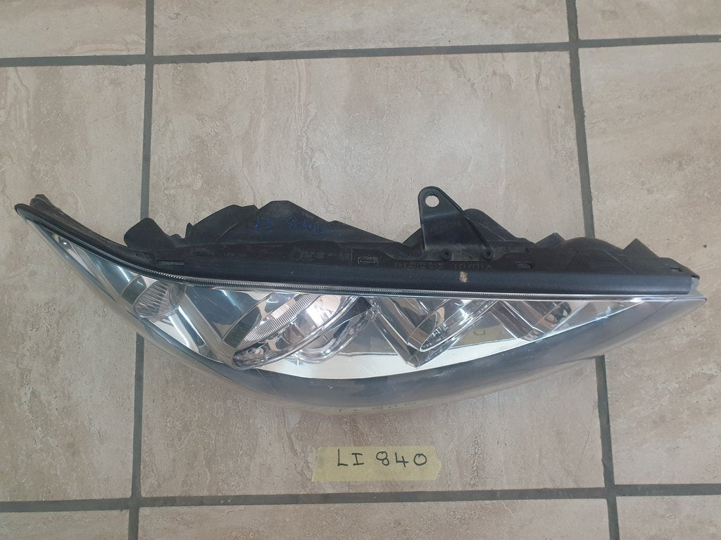Toyota Camry Right Headlight