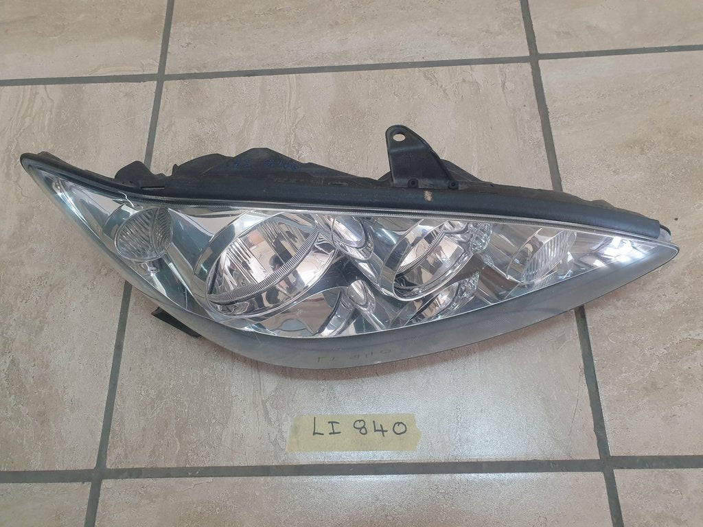 Toyota Camry Right Headlight