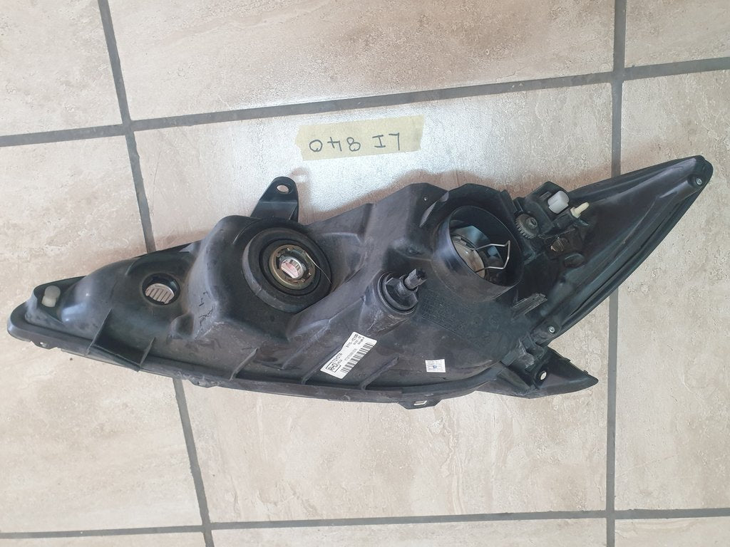 Toyota Camry Right Headlight