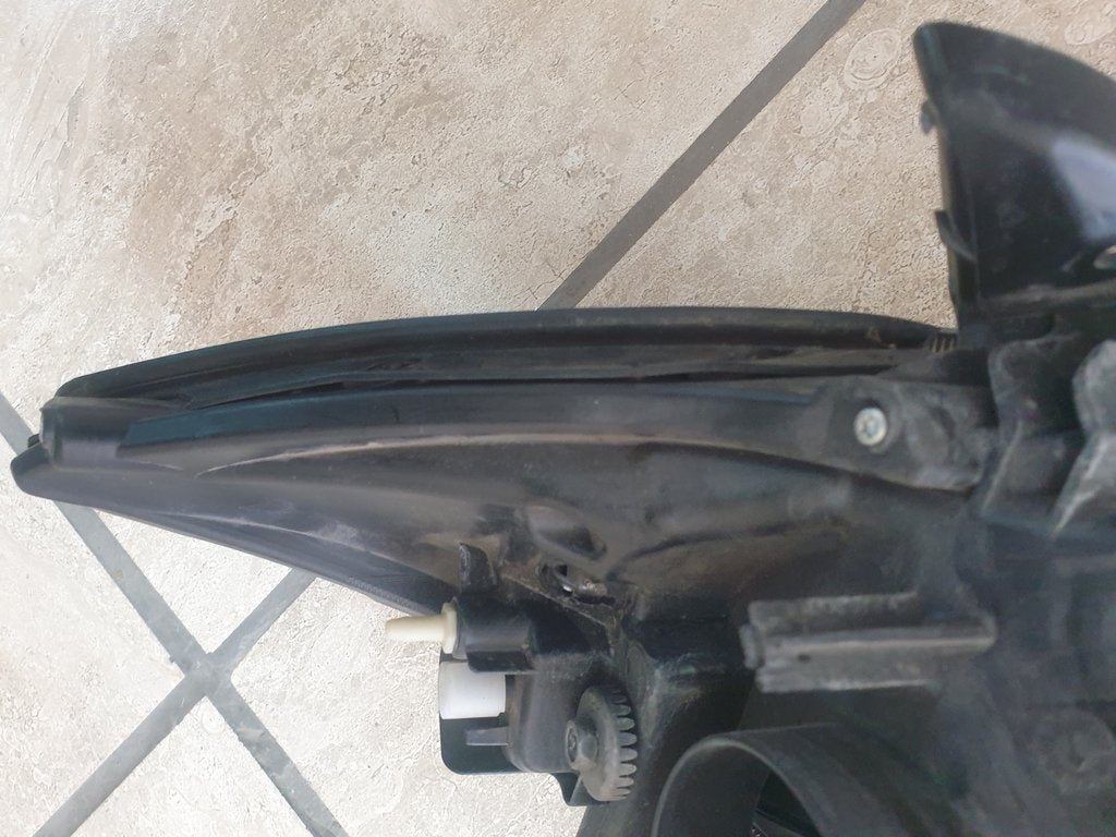 Toyota Camry Right Headlight