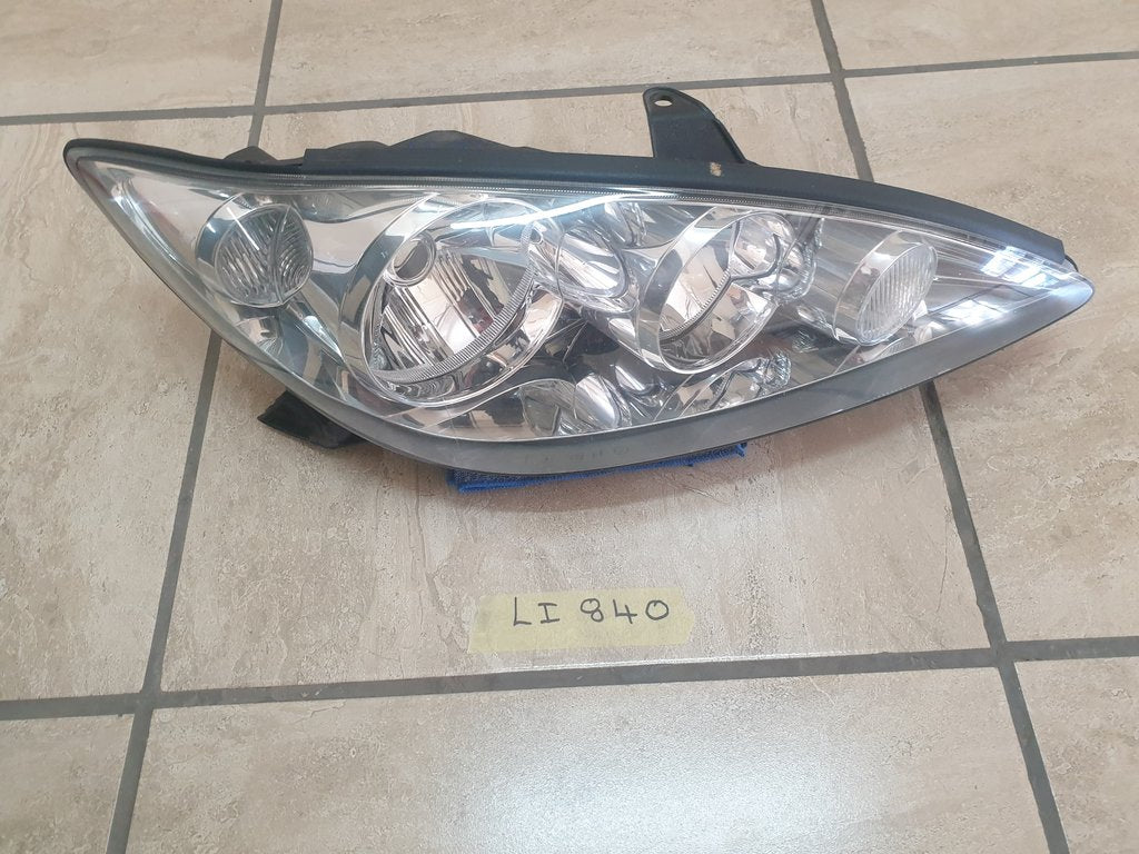 Toyota Camry Right Headlight