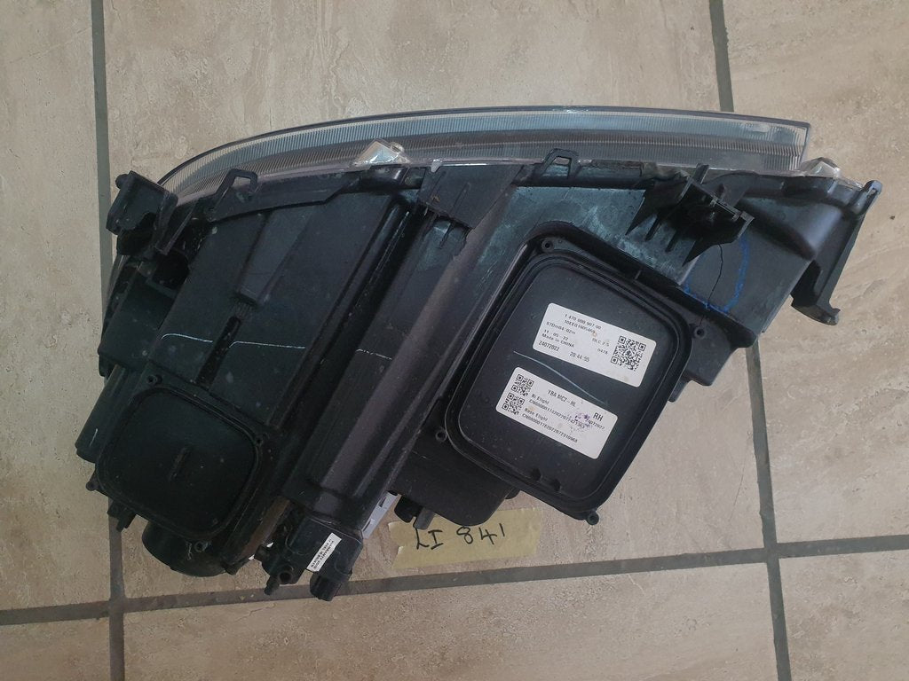 Toyota Urban Cruiser Right Headlight