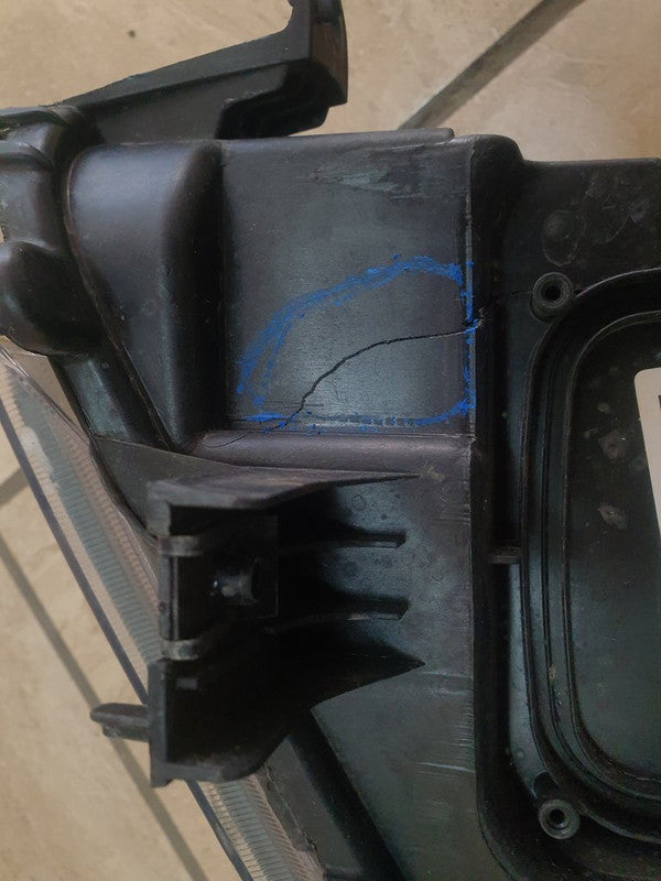 Toyota Urban Cruiser Right Headlight