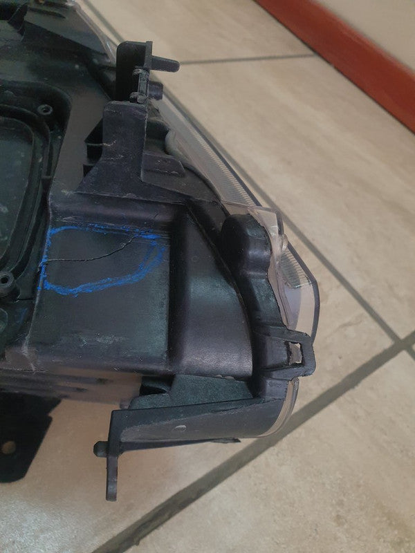 Toyota Urban Cruiser Right Headlight