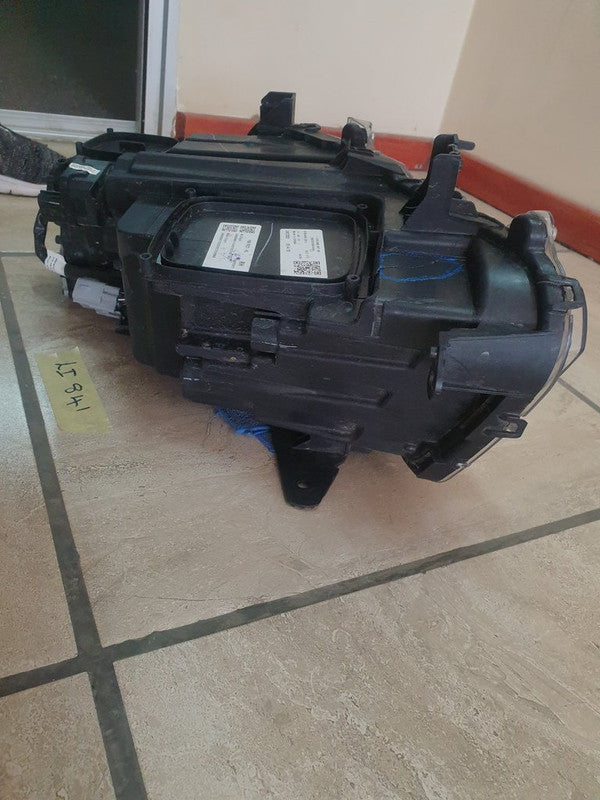 Toyota Urban Cruiser Right Headlight