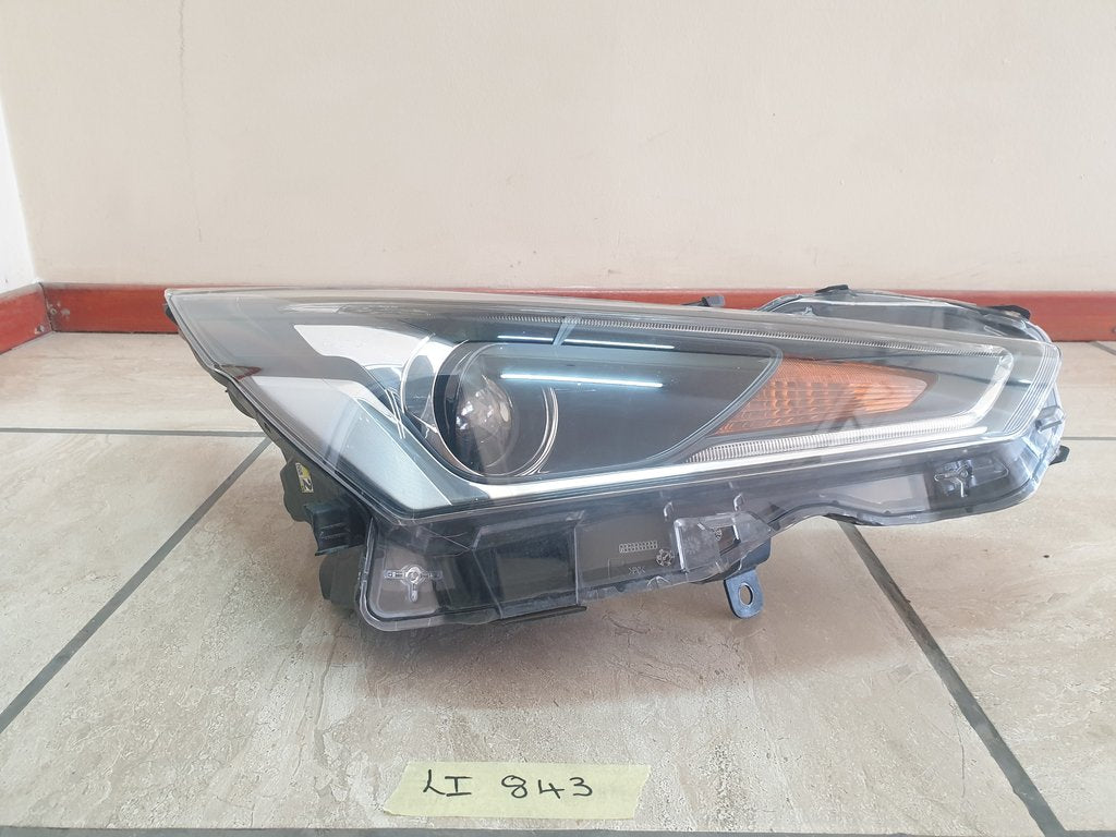 Toyota Aygo Right Headlight