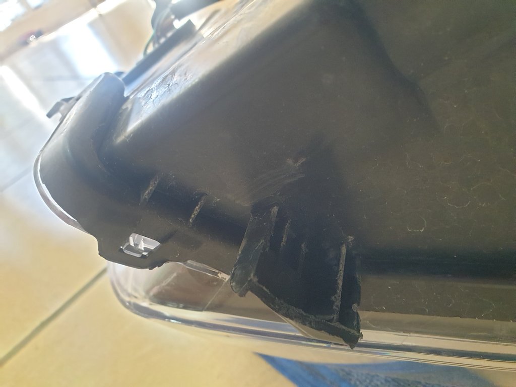 Toyota Aygo Right Headlight