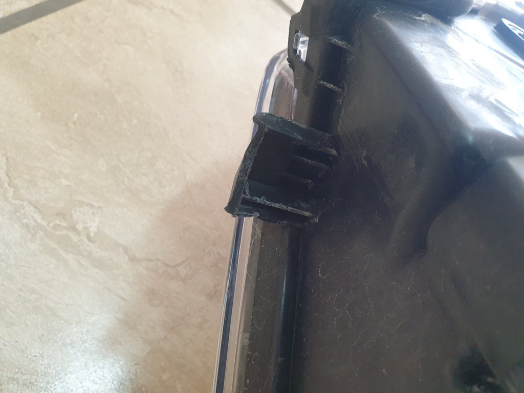 Toyota Aygo Right Headlight