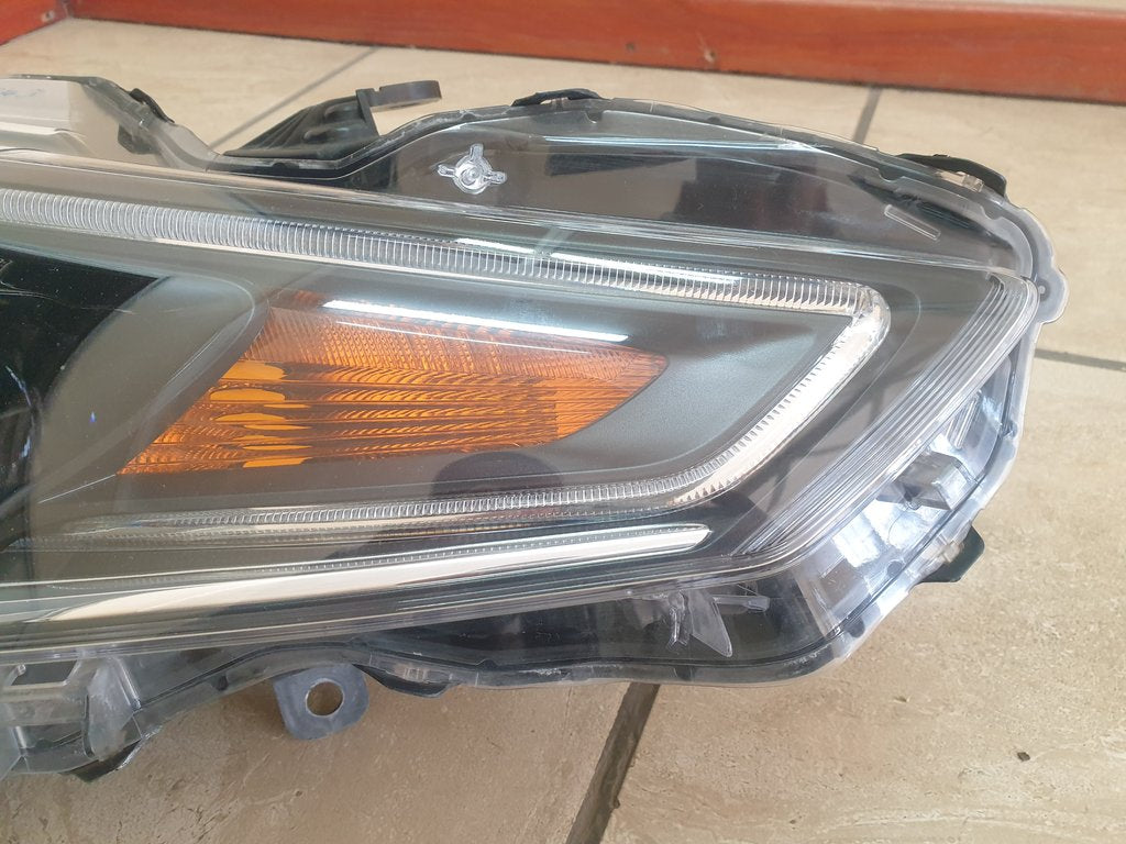 Toyota Aygo Right Headlight