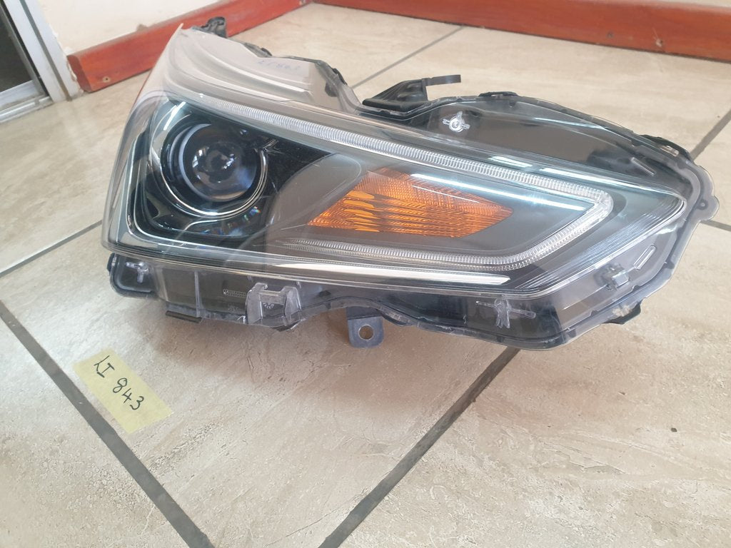 Toyota Aygo Right Headlight
