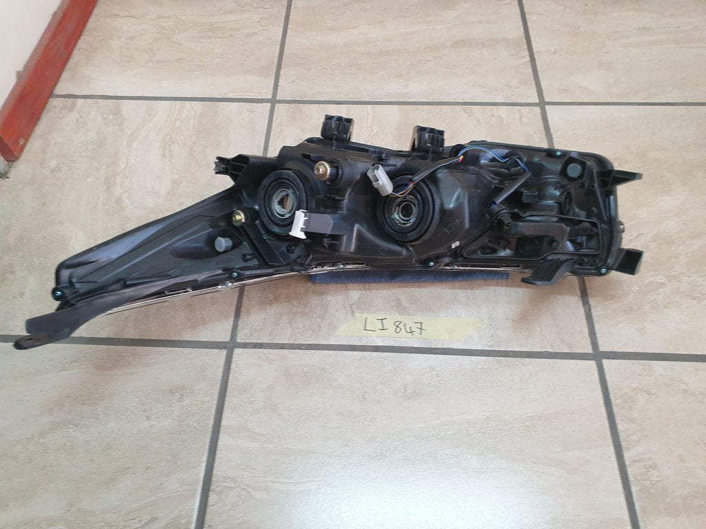 Toyota Corolla Right Headlight