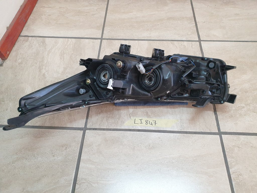 Toyota Corolla Right Headlight