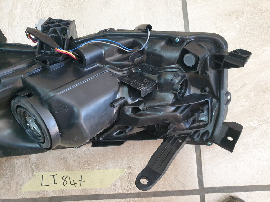 Toyota Corolla Right Headlight