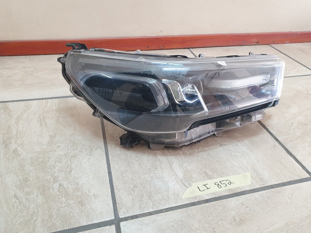 Toyota Hilux Right Headlight