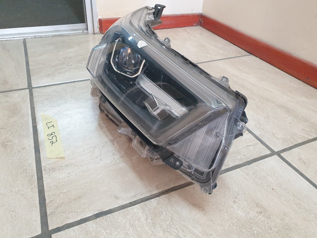 Toyota Hilux Right Headlight