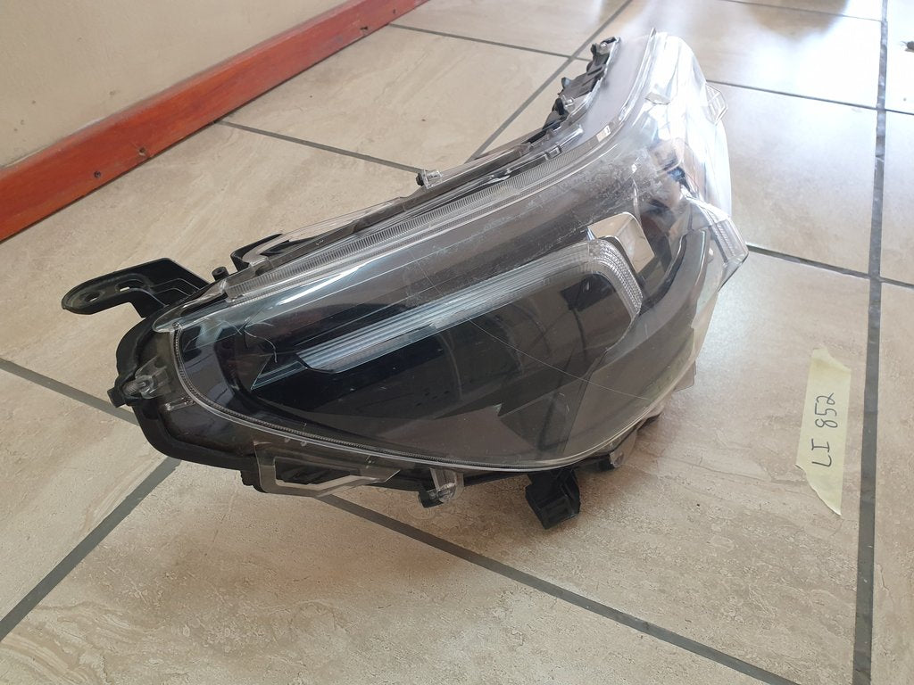 Toyota Hilux Right Headlight