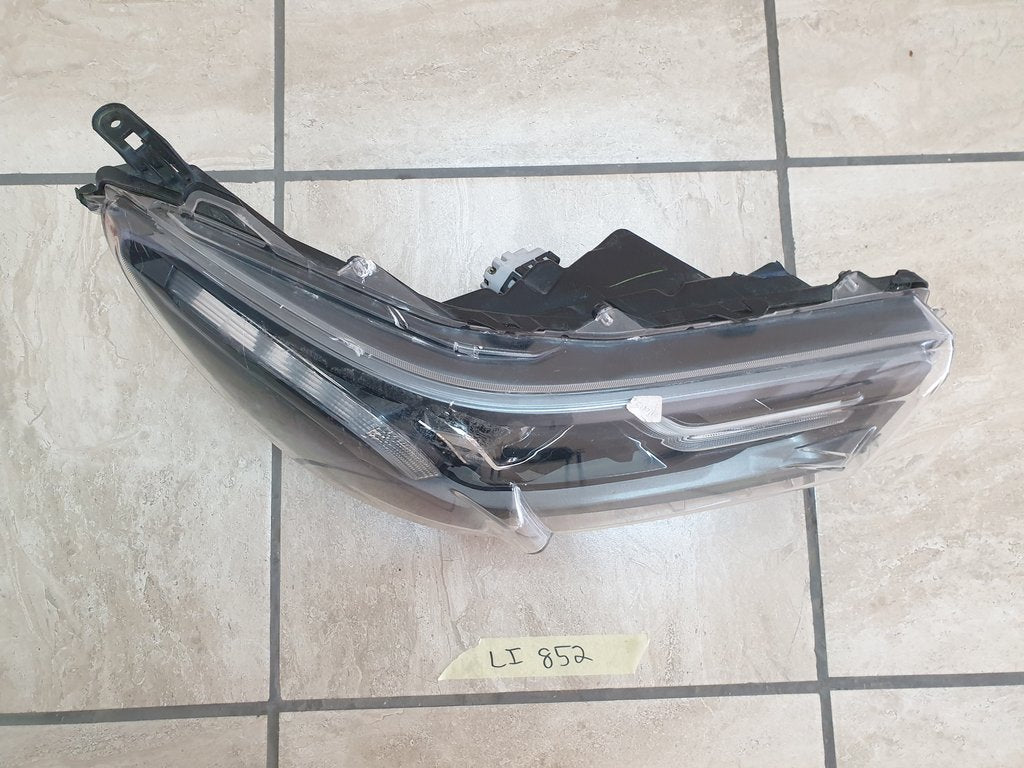Toyota Hilux Right Headlight