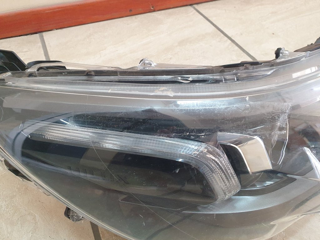 Toyota Hilux Right Headlight