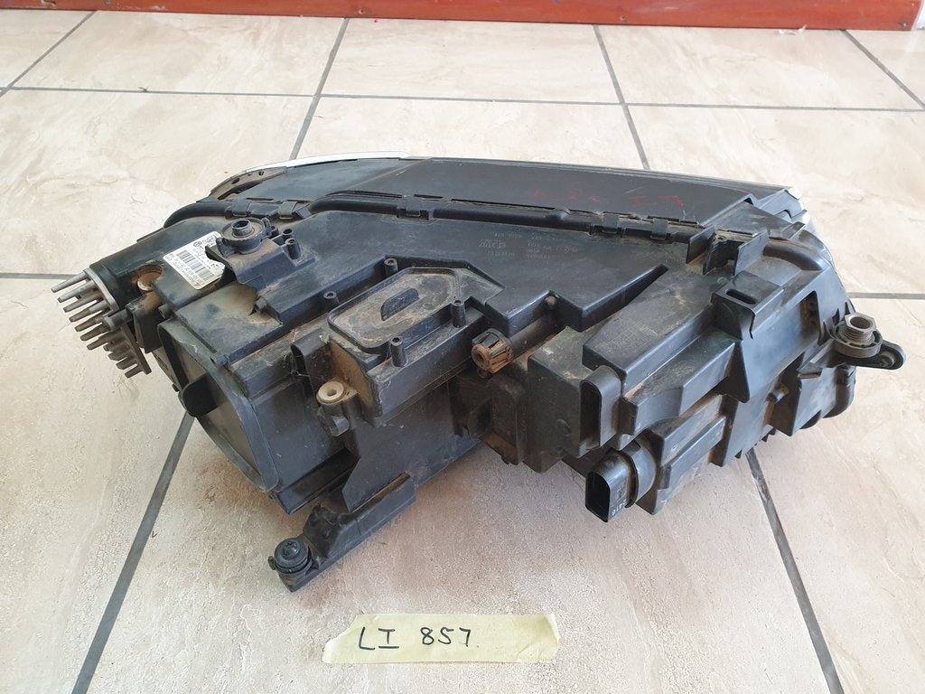 Volkswagen Tiguan Left Headlight