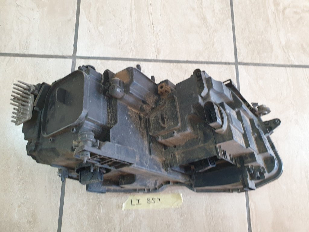 Volkswagen Tiguan Left Headlight