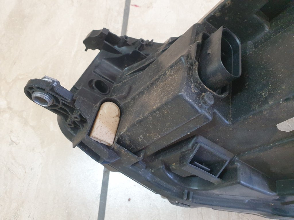 Volkswagen T-Cross Right Headlight