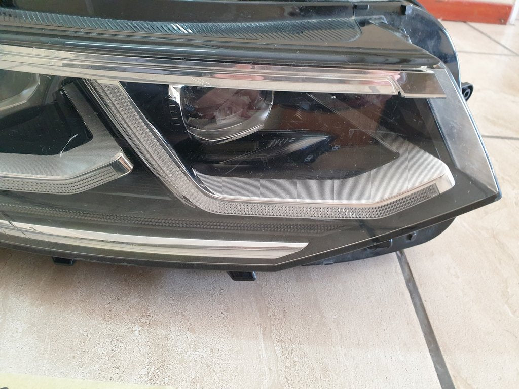 Volkswagen Tiguan IQ LIGHT 2020, 2021 Right Headlight