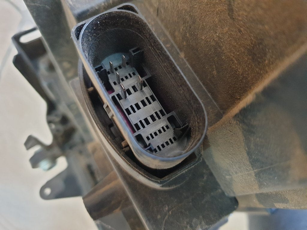 Volkswagen Tiguan IQ LIGHT 2020, 2021 Right Headlight