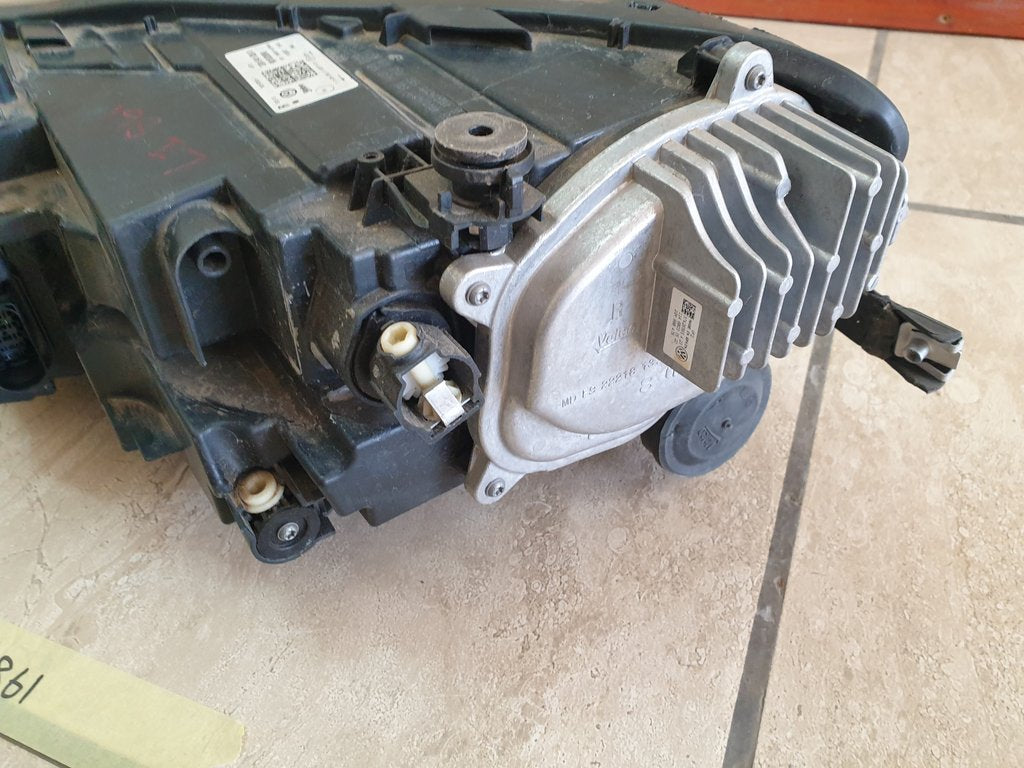 Volkswagen T-Cross Right Headlight