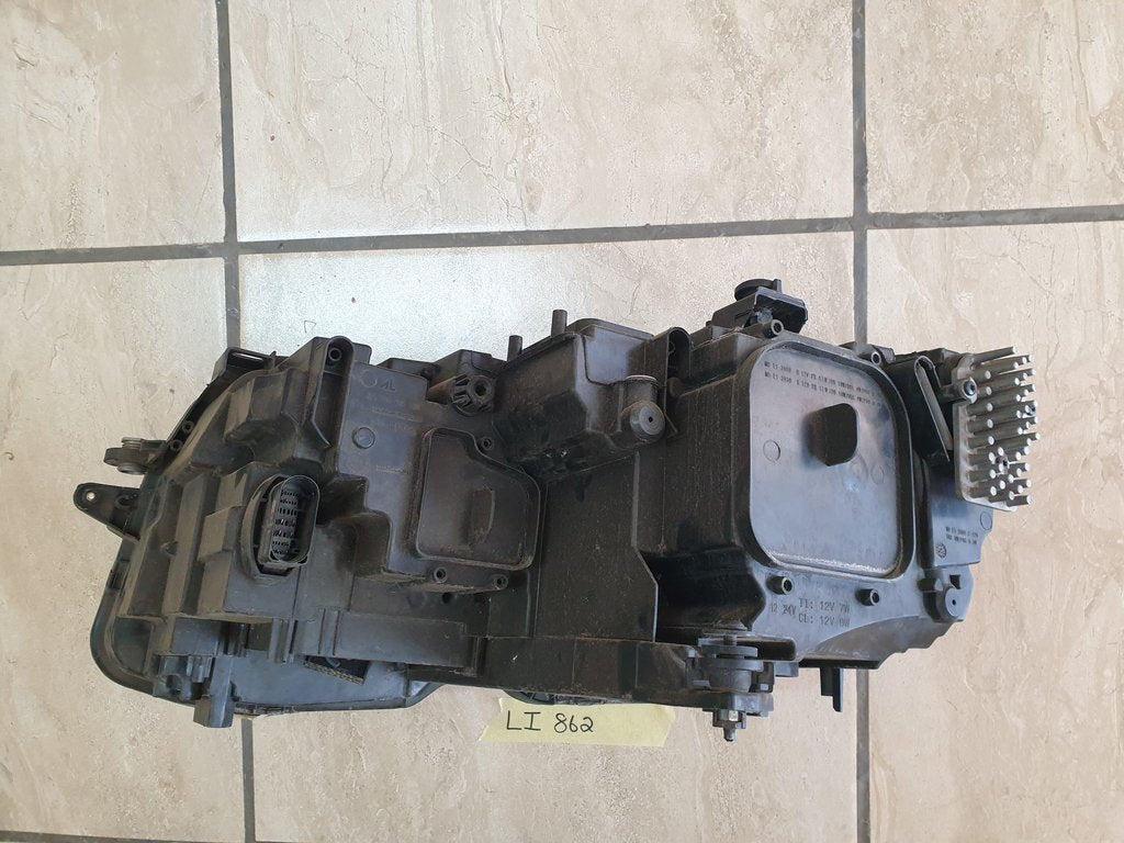 Volkswagen Tiguan II 2016, 2017, 2018, 2019, 2020 Right Headlight