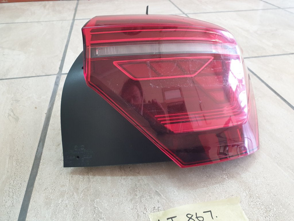 Volkswagen Polo Right Taillight