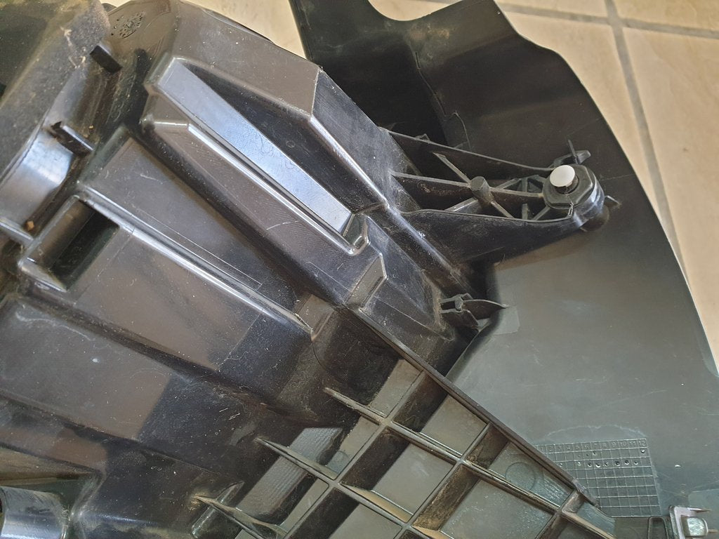 Volkswagen Polo Right Taillight