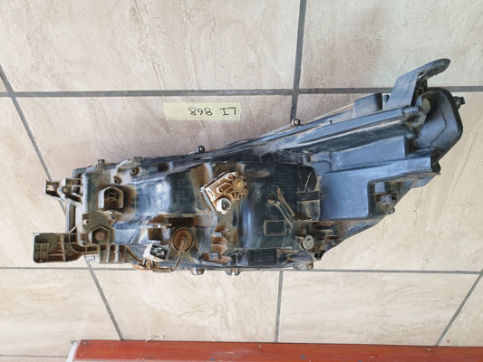 Toyota Hilux Right Headlight