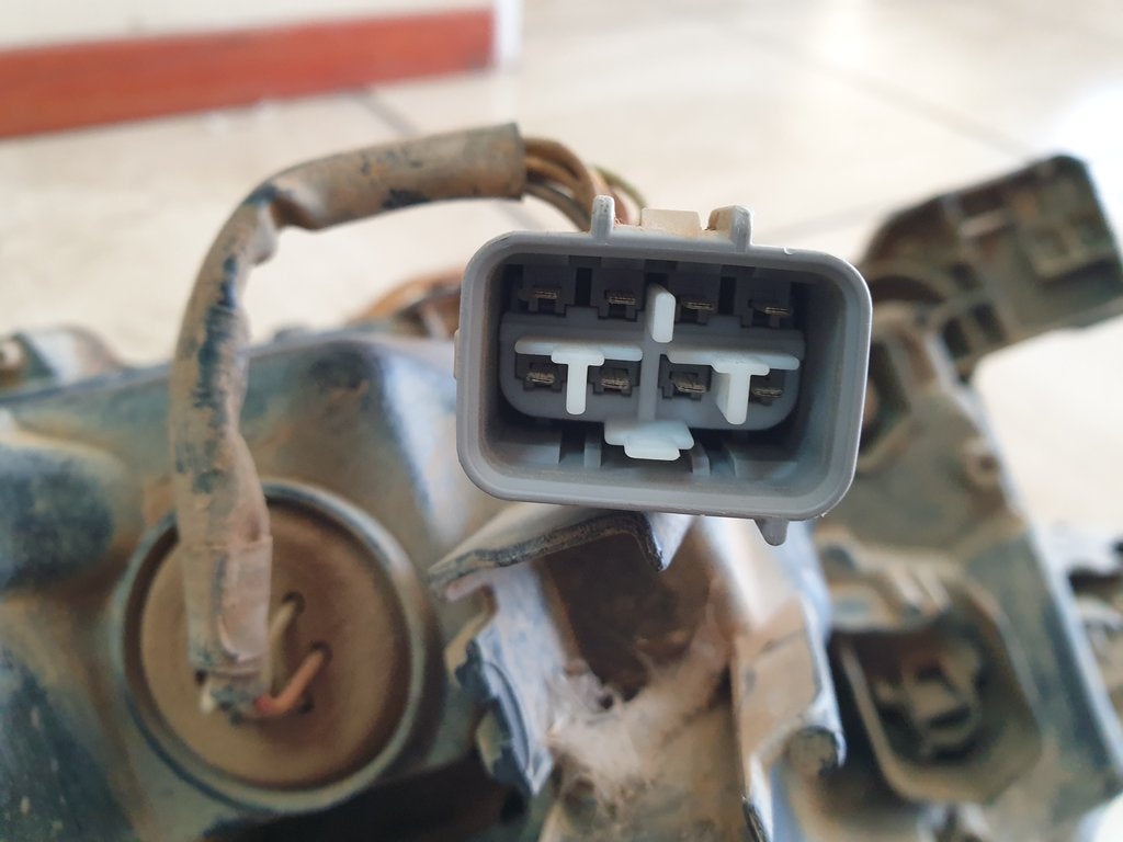 Toyota Hilux Right Headlight