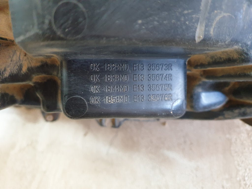 Toyota Hilux Right Headlight