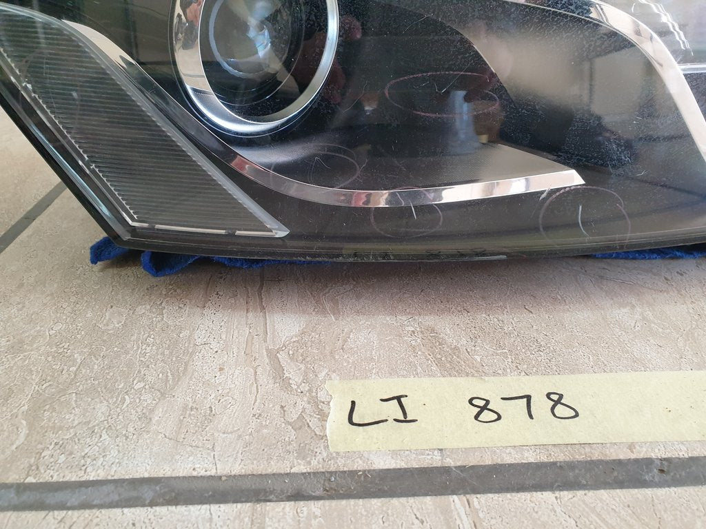 Audi Q5 2012 Right Headlight