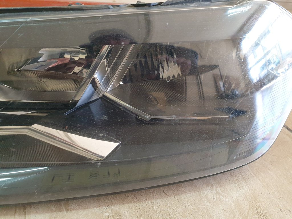 Volkswagen Polo Left Headlight