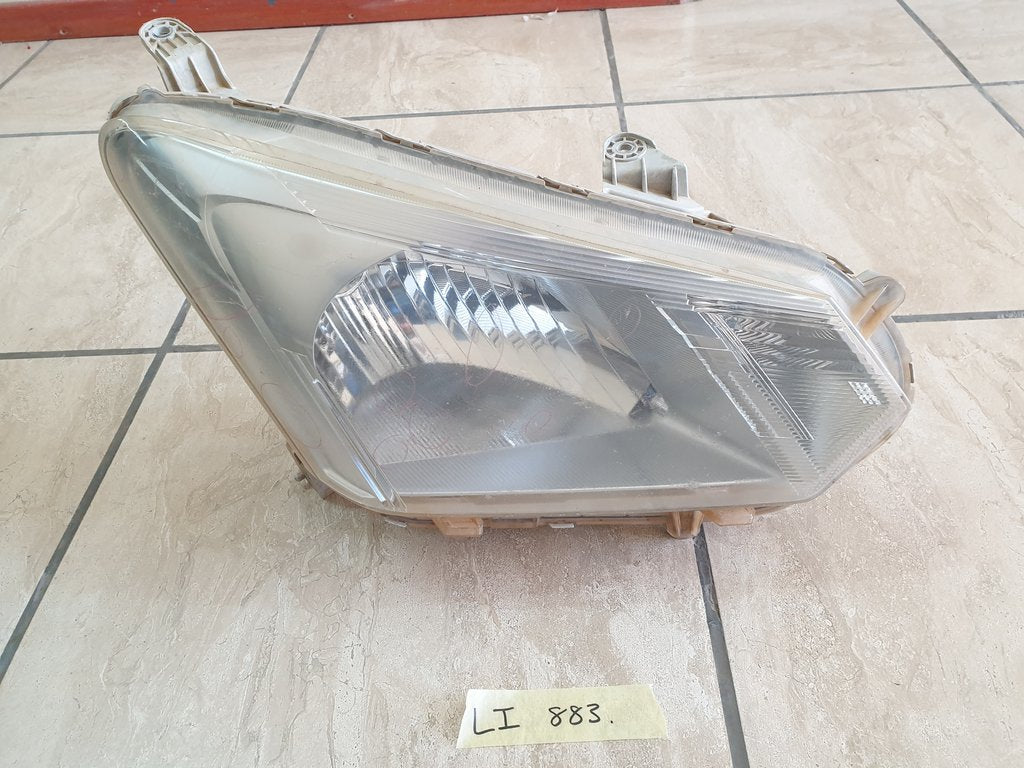 Isuzu D Max Right Headlight