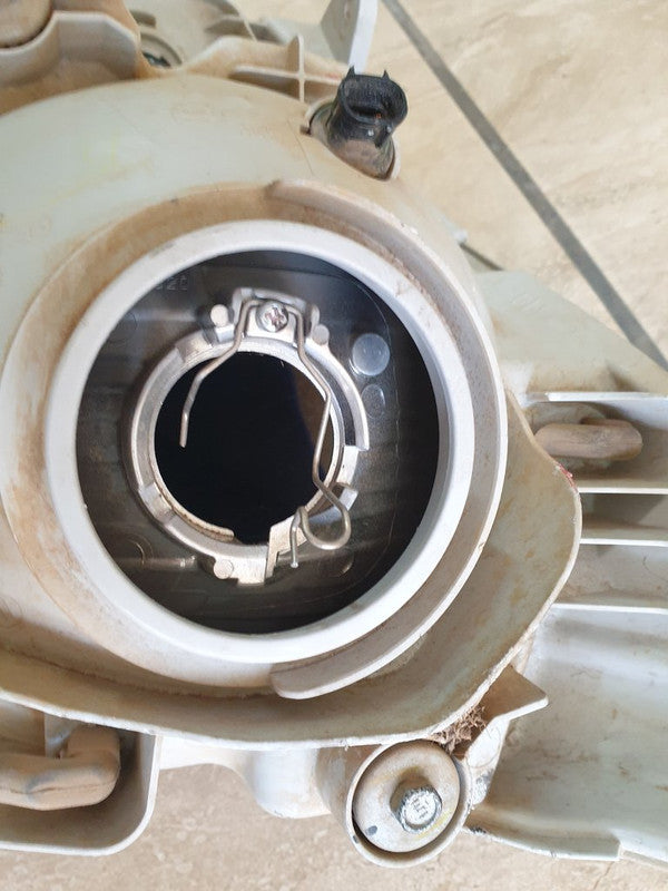 Isuzu D Max Right Headlight