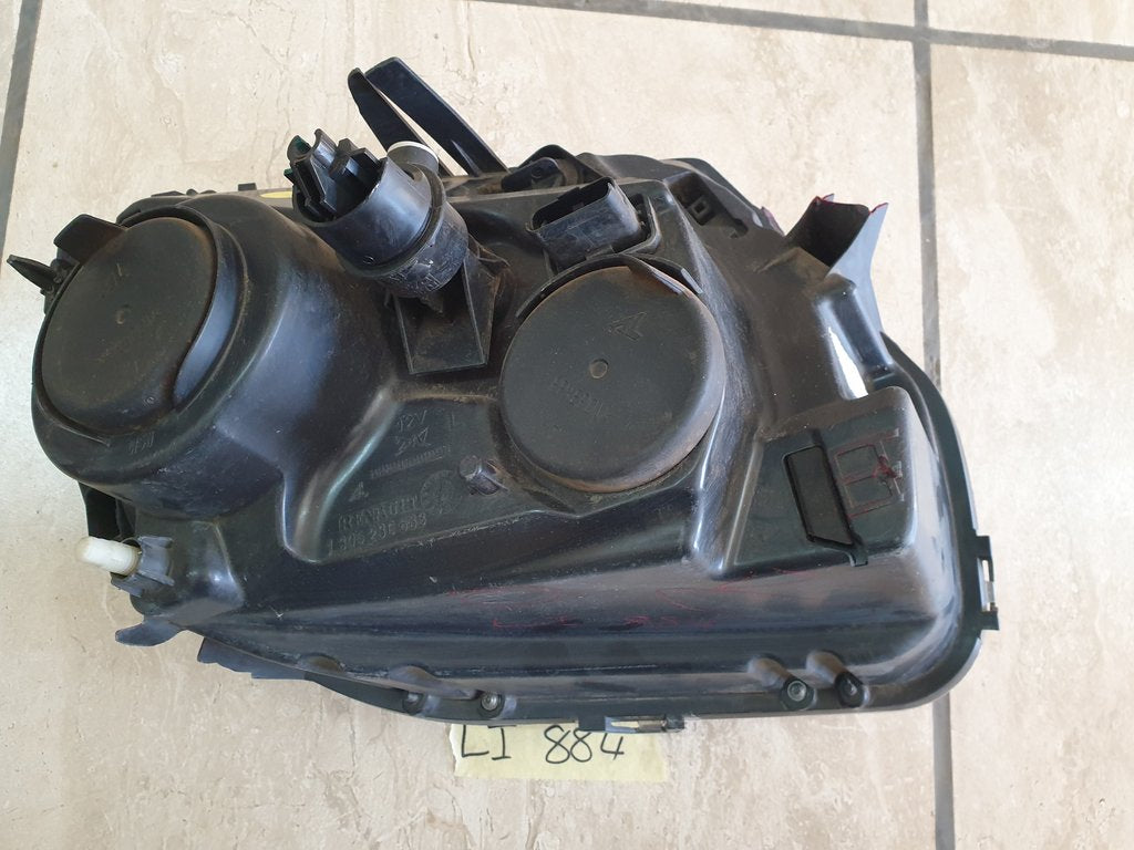 Renault Duster Left Headlight